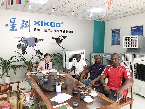 南非客戶(hù)來(lái)訪(fǎng)合影