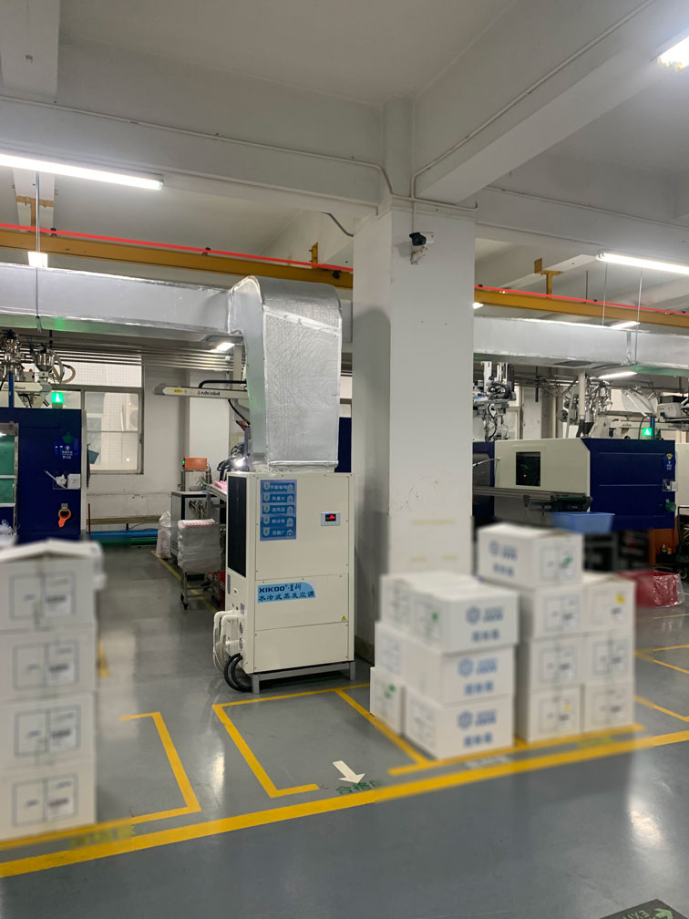 蒸發冷省電空調-立式管道機應用注塑廠車間降溫